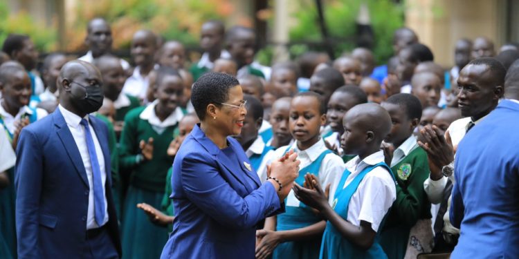 Speaker Among tasks parents as schools close for holidays
