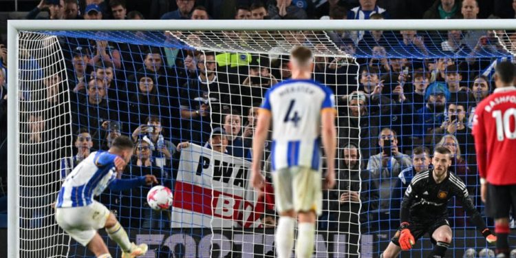 Last-gasp Brighton beat Man Utd to avenge FA Cup defeat