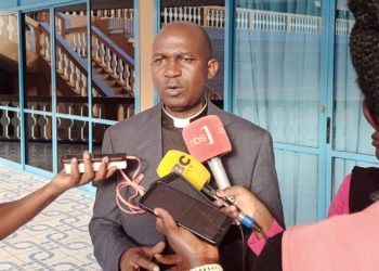 Environmentalists call for collective action against plastic pollution