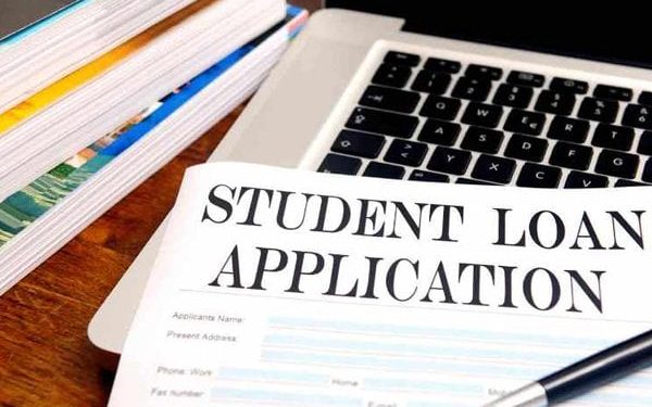 Experts recommend reforms in student loan scheme
