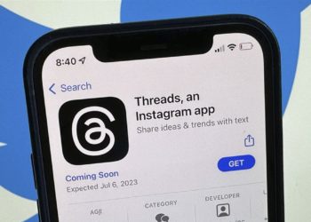 Twitter chaos leaves door open for Meta’s rival app