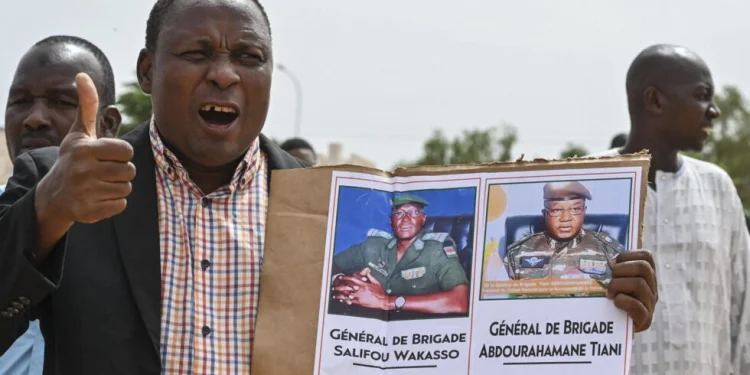 Nigeria says not ruling out force in Niger ahead of West African summit