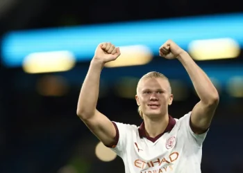 De Bruyne injury sours winning Premier League start for Man City