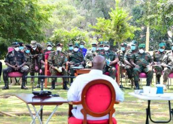 Be friendly to people – Museveni to UPDF, FARDC