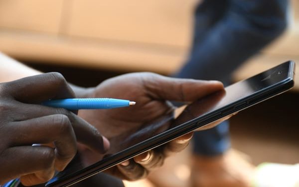 Internet users spend average of Shs5,000 on data monthly