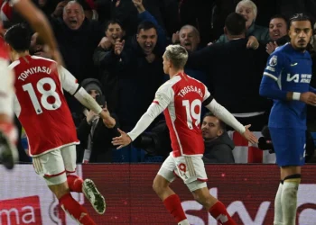 Arsenal hit back to deny Chelsea in derby draw
