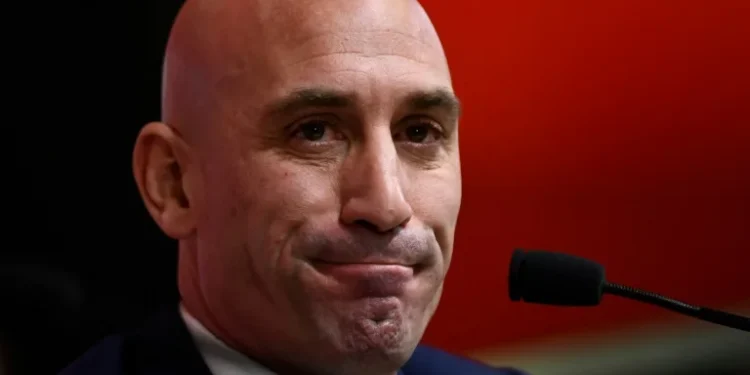 FIFA bans Rubiales for 3 years for forced kiss on Spain player