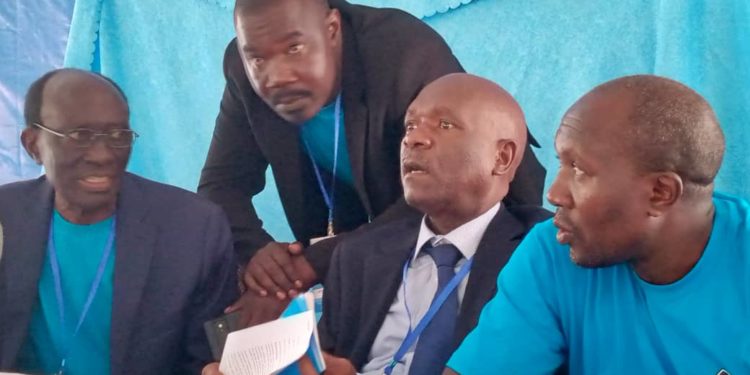 Elders give counsel to FDC leadership