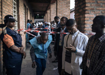 DR Congo enters second day of chaotic election