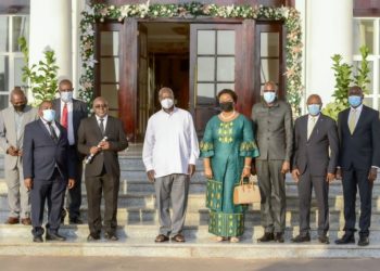 Museveni meets Omusinga Mumbere, preaches peace and reconciliation