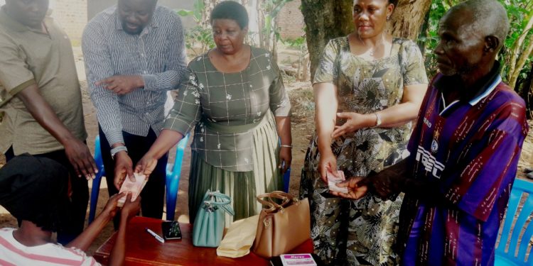 Museveni gives Busoga royal wedding accident victims Shs5m