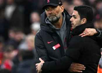 Liverpool host Arsenal in battle for Premier League Christmas No. 1