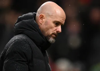 Ten Hag under scrutiny as Man Utd fight for Champions League survival