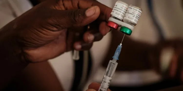 Cameroon launches historic large-scale malaria jab campaign