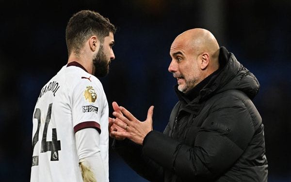Refreshed Man City ready to pounce, Spurs target top 4 at Man Utd