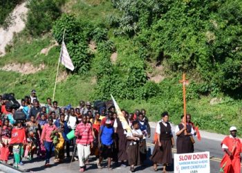 Over 700 foot pilgrims converge in Nebbi for flagging off
