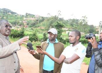 Kabale RDC warns against cunsus  sabotage .