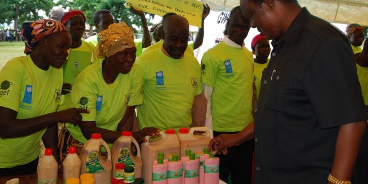 Experts want stricter food labeling measures