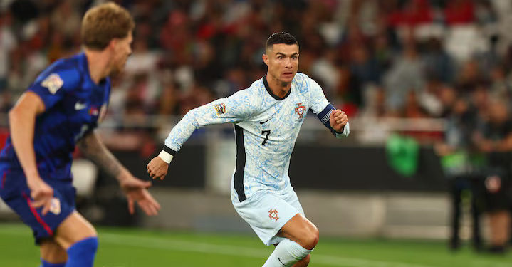 Ronaldo scores 900th career goal