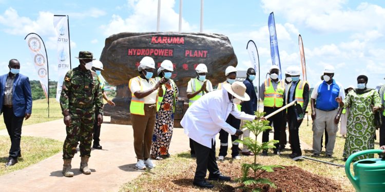 Museveni instructs ministry to boost electricity consumption