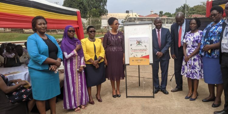 Ministry launches 5-year client charter