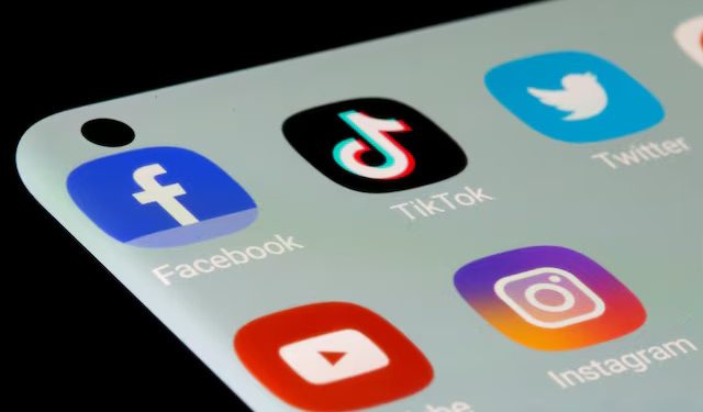 Australia passes social media ban for children under 16