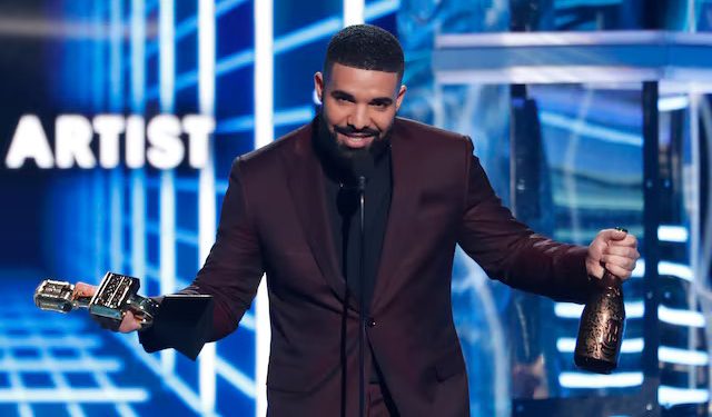 Drake escalates dispute with Kendrick Lamar in court filings