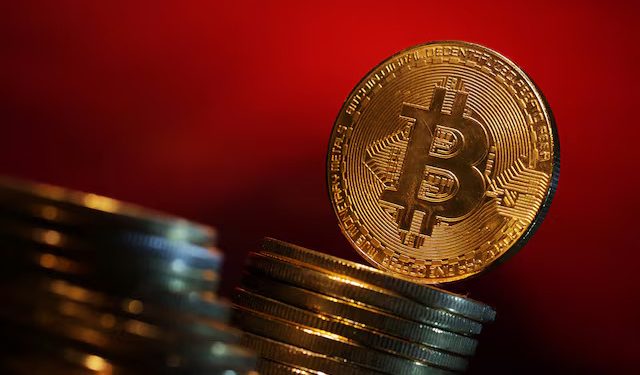 Bitcoin storms above $100,000 as Trump 2.0 fuels crypto euphoria