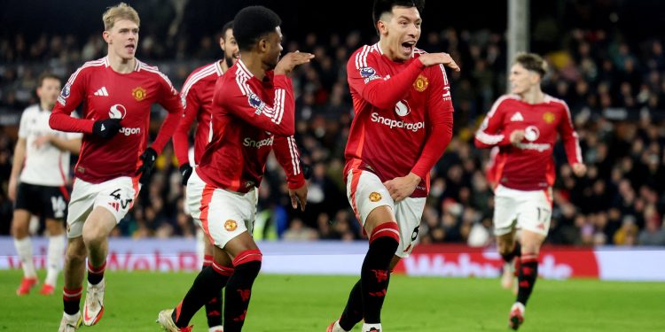 Late Martinez strike earns Man Utd much-needed victory at Fulham