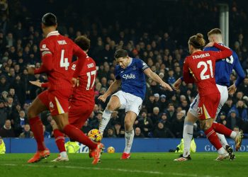 Liverpool move seven points clear at the top
