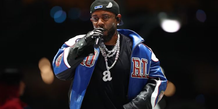 Kendrick Lamar delivers ‘Not Like Us’ on the Super Bowl stage