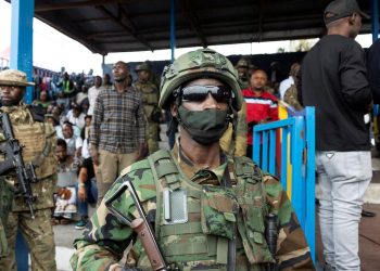 Congo M23 rebels take airport near Bukavu as president seeks support abroad