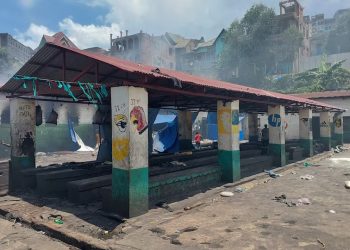 Congo rebels promise security in Bukavu after looting